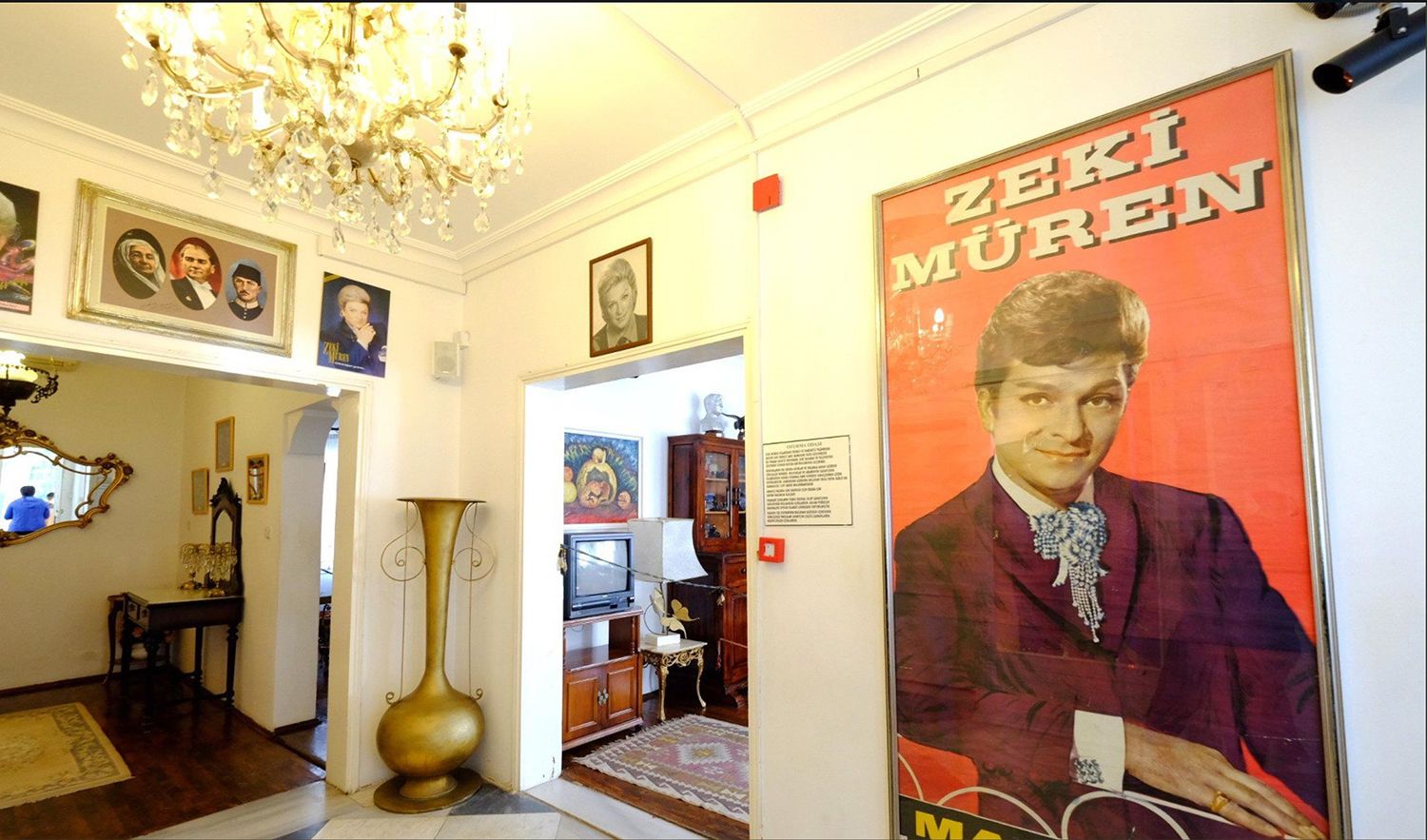 Zeki Müren Sanat Müzesi
